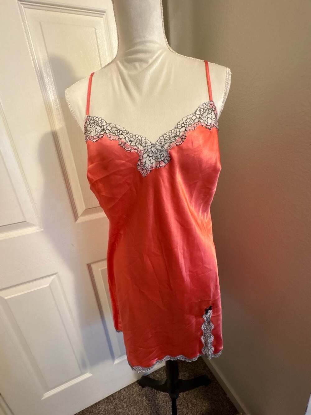 Beautiful Victoria's Secret Coral Satin Lace Trim Slip Dress Size L